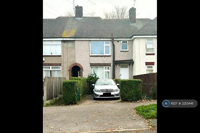 3 Bedroom Terraced House To Rent In Beck Road, Sheffield, S5