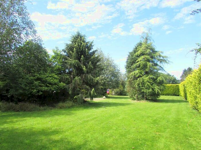 3 Bedroom Property For Sale In Noonamah, Gower Villa Lane, Clynderwen, SA66