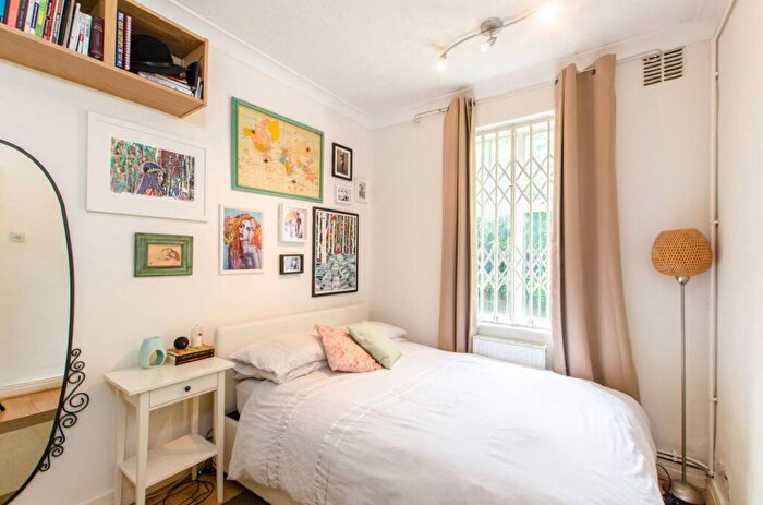 2 Bedroom Flat To Rent In Belsize Grove, Belsize Park, London, NW3
