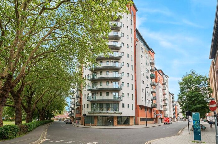 1 Bedroom Flat To Rent In Briton Street, Southampton, SO14