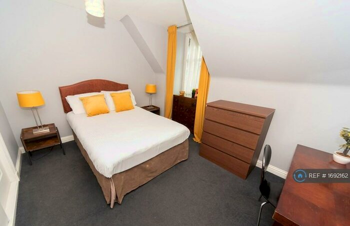 1 Bedroom Flat To Rent In Market Street, Aberdeen, AB11