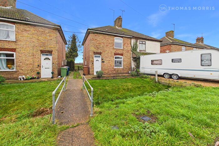 3 Bedroom Semi-Detached House For Sale In Ramsey Road, Pondersbridge, Ramsey, Huntingdon, Cambridgeshire, PE26