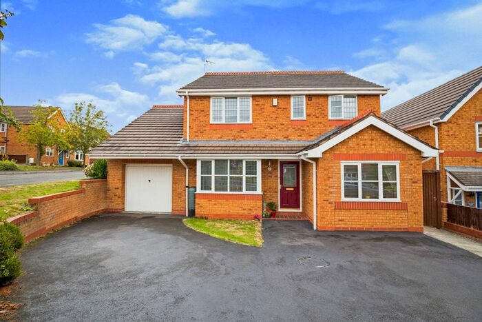 4 Bedroom Detached House For Sale In Emral Brook Close, Ruabon, Wrexham, LL14