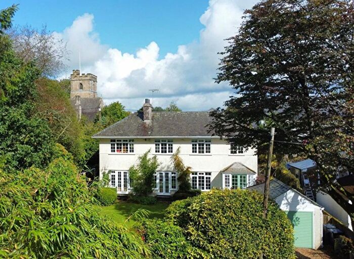 5 Bedroom Detached House For Sale In Elford Park, Yelverton, Devon, PL20