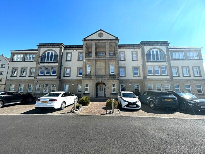 2 Bedroom Flat To Rent In / Harbourside, Inverkip, Greenock, PA16
