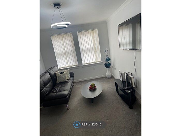 2 Bedroom Flat To Rent In Midstocket Mews, Aberdeen, AB15