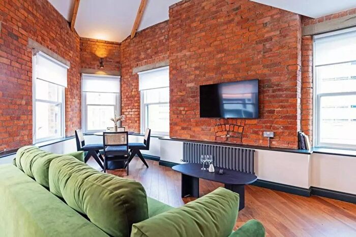 2 Bedroom Flat To Rent In Dantzic Street, Manchester, M4