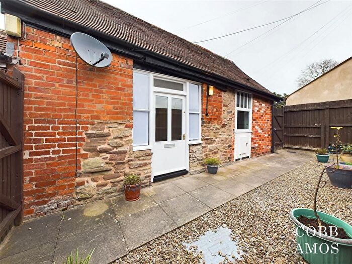 1 Bedroom Semi-Detached House For Sale In School Lane, Leominster, HR6