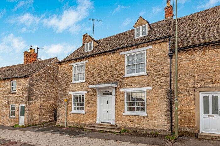 4 Bedroom End Of Terrace House To Rent In Corn Street, Witney, OX28