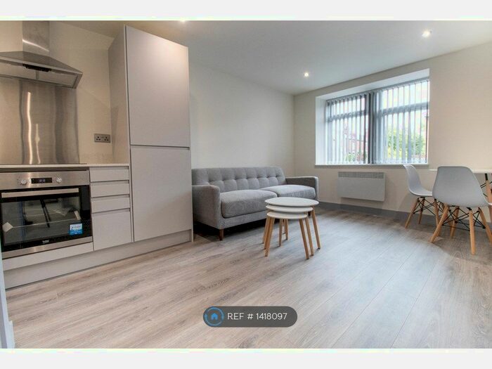 1 Bedroom Flat To Rent In Stanningley Road, Pudsey, LS28