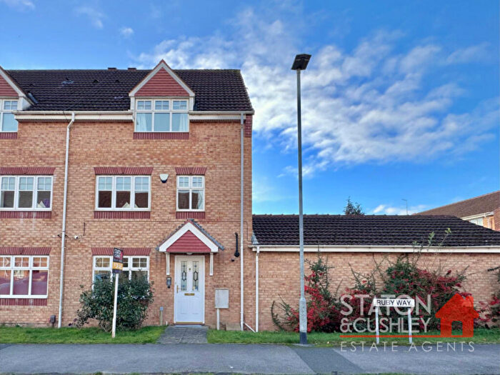4 Bedroom End Of Terrace House For Sale In Ruby Way, Mansfield, NG18