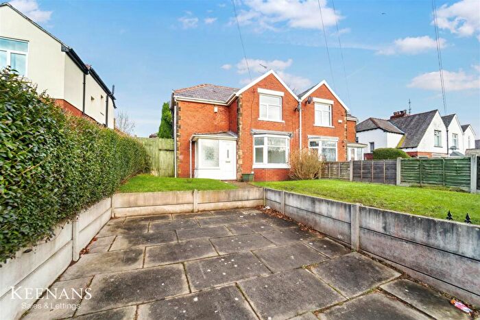 3 Bedroom Semi Detached House For Sale In Bury Old Road, Prestwich, Manchester, M25