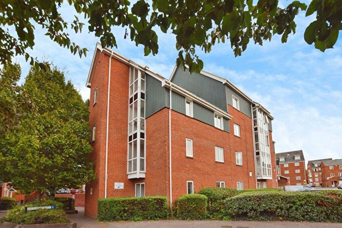 2 Bedroom Apartment To Rent In Heron Quay, Bedford, MK40