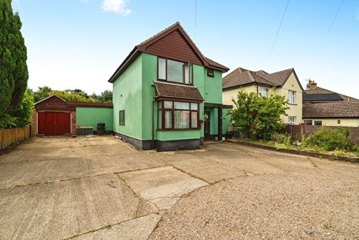 5 Bedroom Detached House For Sale In Lowestoft Road, Worlingham, Beccles, NR34