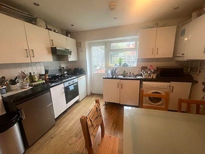 3 Bedroom Terraced House To Rent In Grasdene Grove, Birmingham, B17