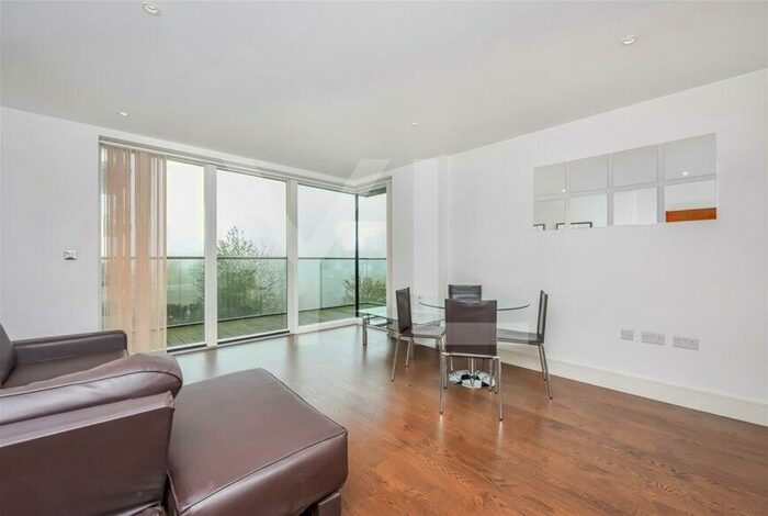 1 Bedroom Flat To Rent In Wallace Court, Tizzard Grove, Kidbrooke Village, Blackheath, SE3