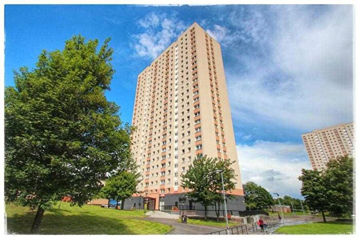 1 Bedroom Flat For Sale In Dobbies Loan Place, Townhead, Glasgow, G4