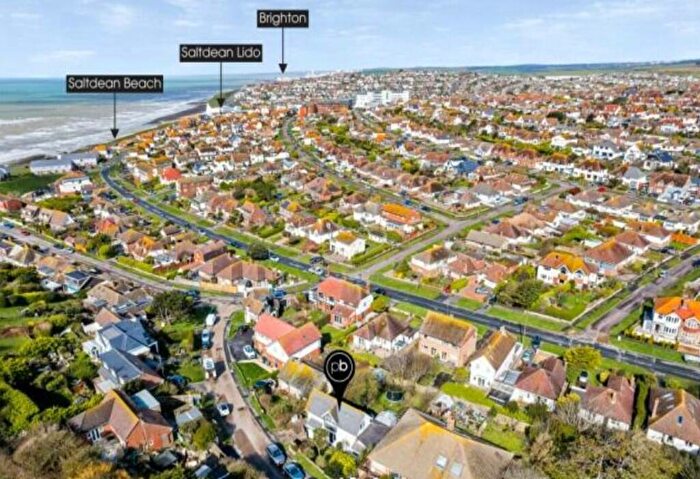 3 Bedroom Detached House For Sale In Ashurst Avenue, Saltdean, BN2