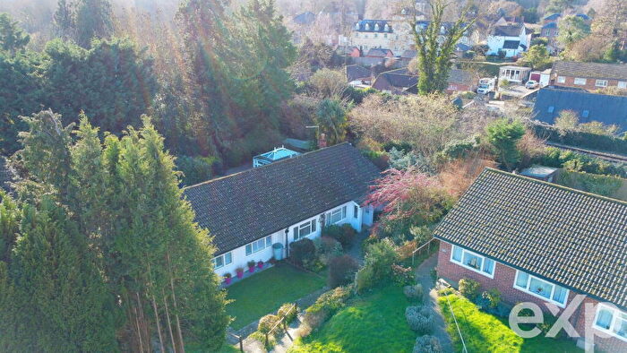 3 Bedroom Detached Bungalow For Sale In Police Station Road, West Malling, ME19