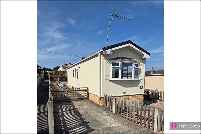 1 Bedroom Park Home For Sale In Rusty Well Park, Yeovil, BA20