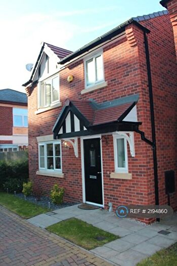 3 Bedroom Detached House To Rent In Under Hill Close, Southport, PR8