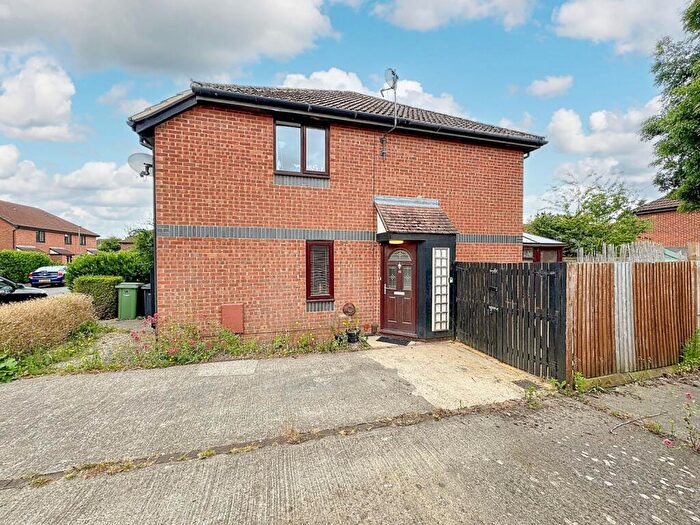 1 Bedroom End Of Terrace House To Rent In Gibson Close, Abingdon, OX14