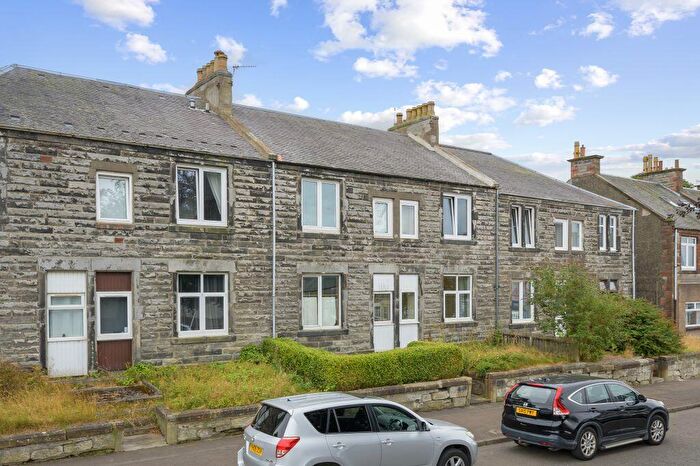 2 Bedroom Flat For Sale In Main Street, Townhill, KY12