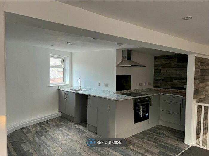 3 Bedroom Flat To Rent In Great Yarmouth, Great Yarmouth, NR30