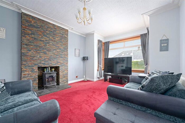 2 Bedroom Semi-Detached Bungalow For Sale In Arthur Street, Dunfermline, KY12