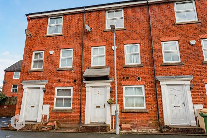 4 Bedroom Terraced House For Sale In Littlebrooke Close, Bolton, Greater Manchester, BL2