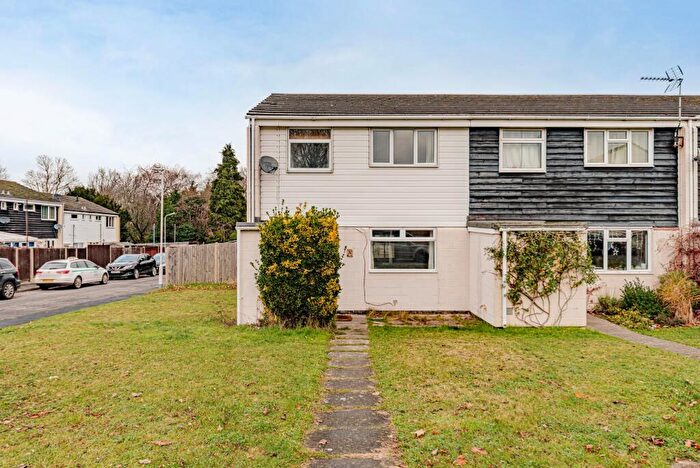 3 Bedroom End Of Terrace House For Sale In Windermere, Faversham, ME13