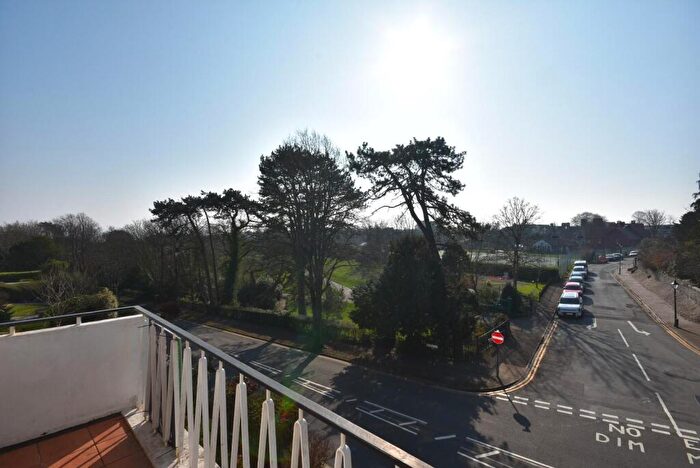 3 Bedroom Apartment For Sale In Albany Court, Beach Road, Penarth, CF64
