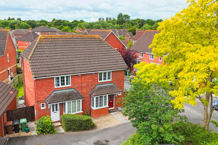 2 Bedroom Semi-Detached House To Rent In Didcot Oxfordshire, OX11