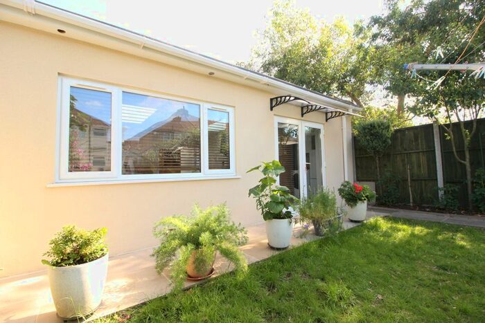 Studio To Rent In Montrose Avenue, Welling, DA16