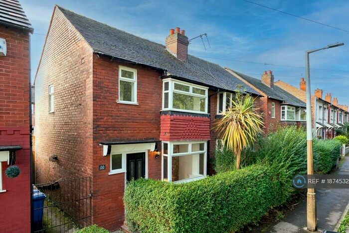 3 Bedroom Semi-Detached House To Rent In Stockport, Stockport, SK3