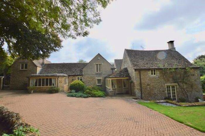 4 Bedroom Character Property For Sale In Tickencote, Stamford, PE9