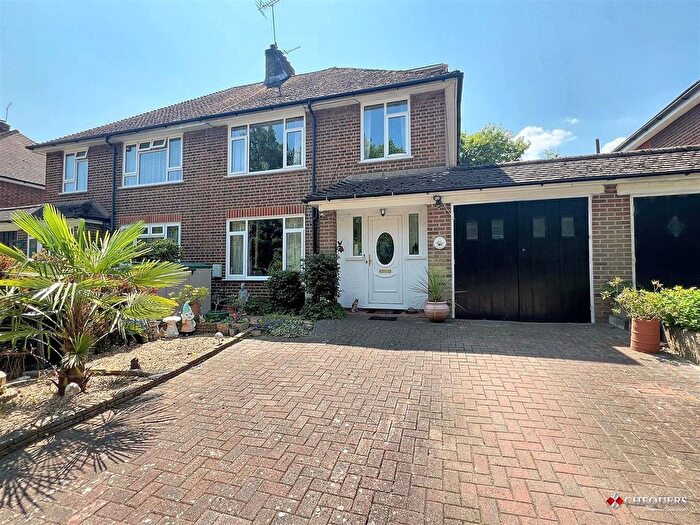 4 Bedroom Semi-Detached House For Sale In Hazelwood Close, Basingstoke, RG23
