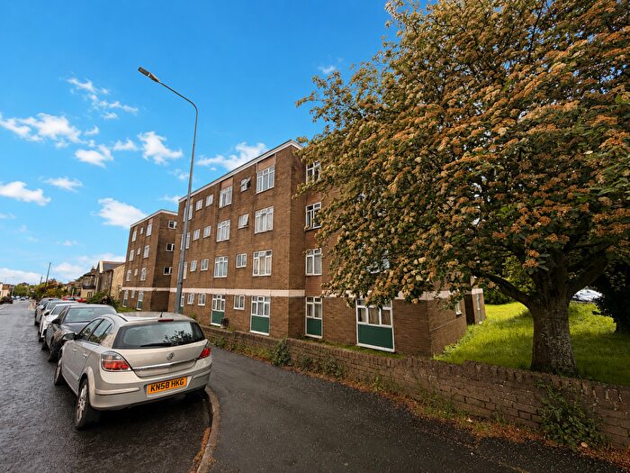 Flat To Rent In St Clements Court, BS16