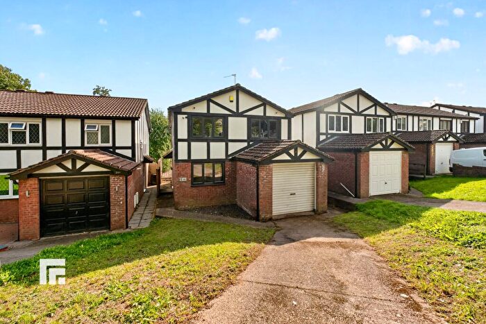 2 Bedroom Flat For Sale In St. Fagans Road Cardiff, CF5