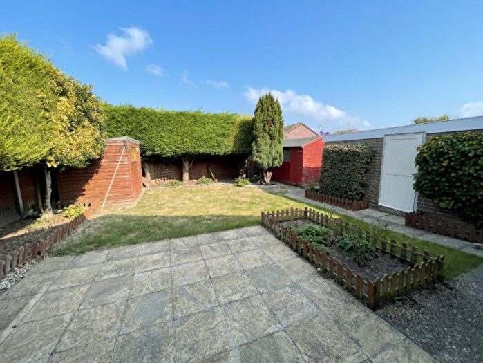 2 Bedroom Detached Bungalow For Sale In Maltings Drive, Harleston, Norfolk, IP20