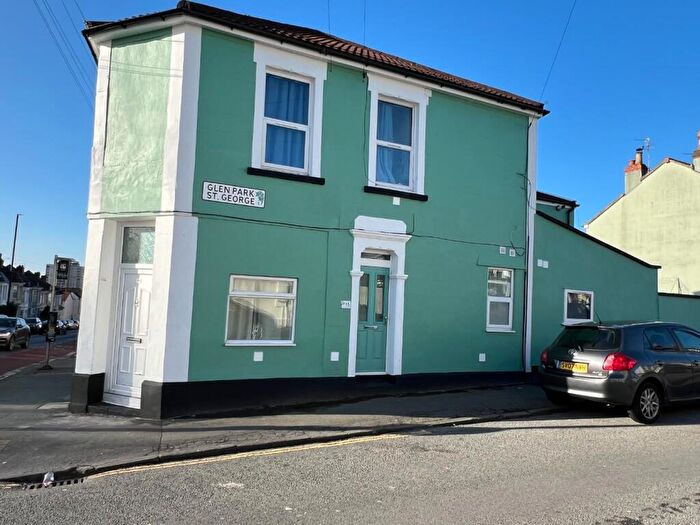 Flat To Rent In Bell Hill Road, St George, Bristol, BS5