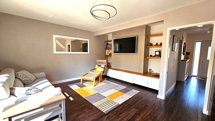 3 Bedroom Terraced House To Rent In Shoreham Way, Bromley, BR2