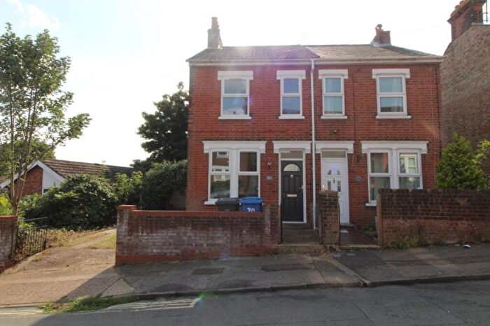 3 Bedroom Semi-Detached House To Rent In Devonshire Road, Ipswich, IP3