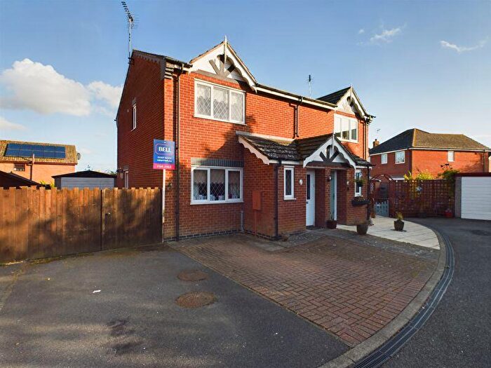 3 Bedroom Semi-Detached House To Rent In Raleigh Court, Spilsby, PE23