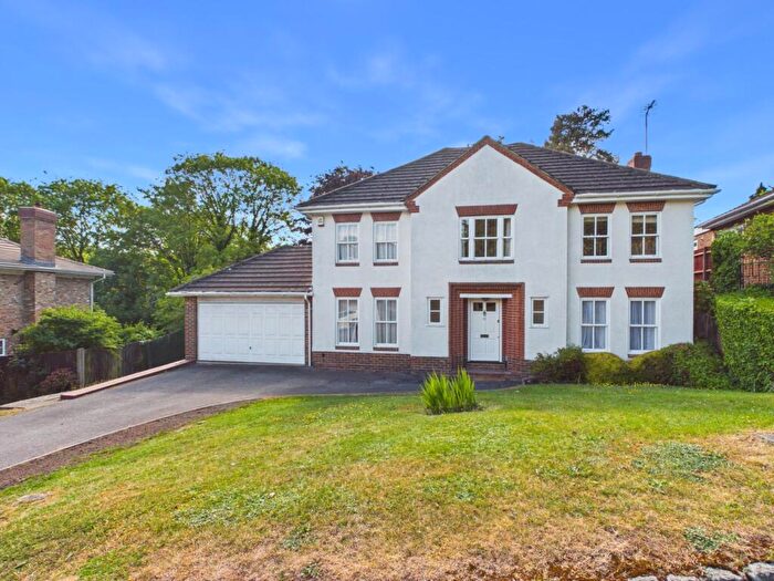 5 Bedroom Detached House For Sale In Woodbank Avenue, Gerrards Cross, Buckinghamshire, SL9
