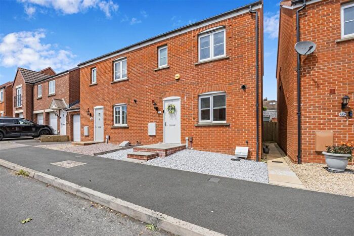 3 Bedroom Semi-Detached House For Sale In The Mead, Keynsham, BS31