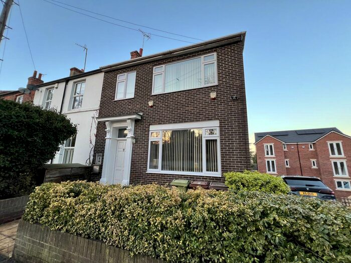 3 Bedroom Terraced House To Rent In Carleton Road, Pontefract, WF8
