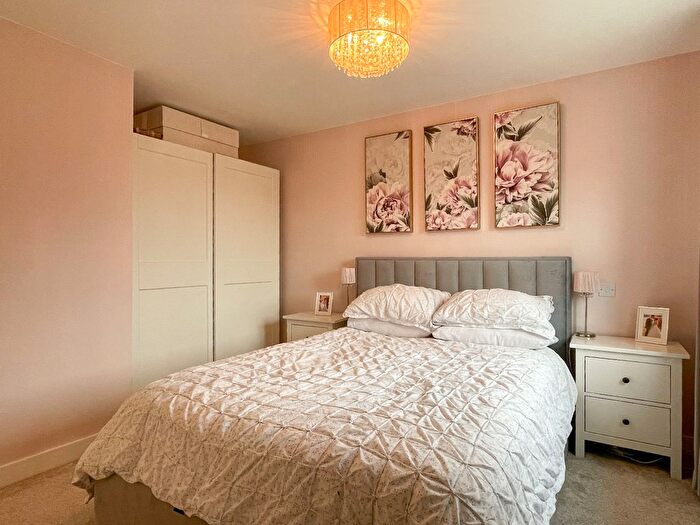 2 Bedroom Semi-Detached House For Sale In Victoria Close, King's Lynn, Norfolk, PE30