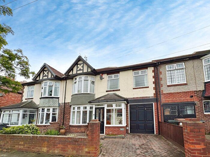3 Bedroom Semi Detached House For Sale In Oakland Road, Whitley Bay, NE25