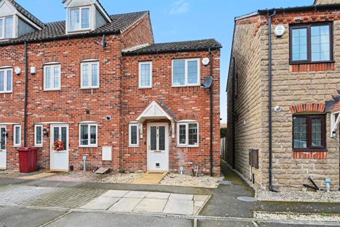2 Bedroom End Of Terrace House For Sale In Barnard Meadows, Kirton Lindsey, DN21